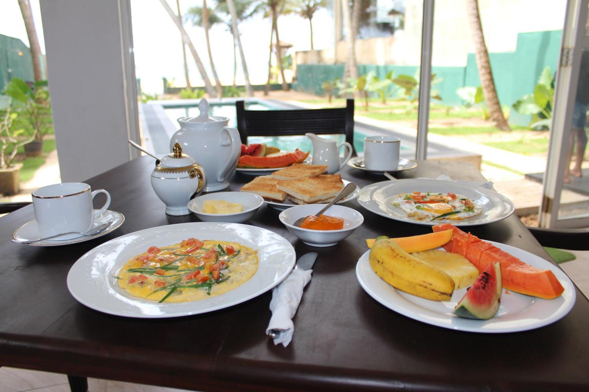 Prana Beach Hotel Ex Guli Hikkaduwa Exteriör bild