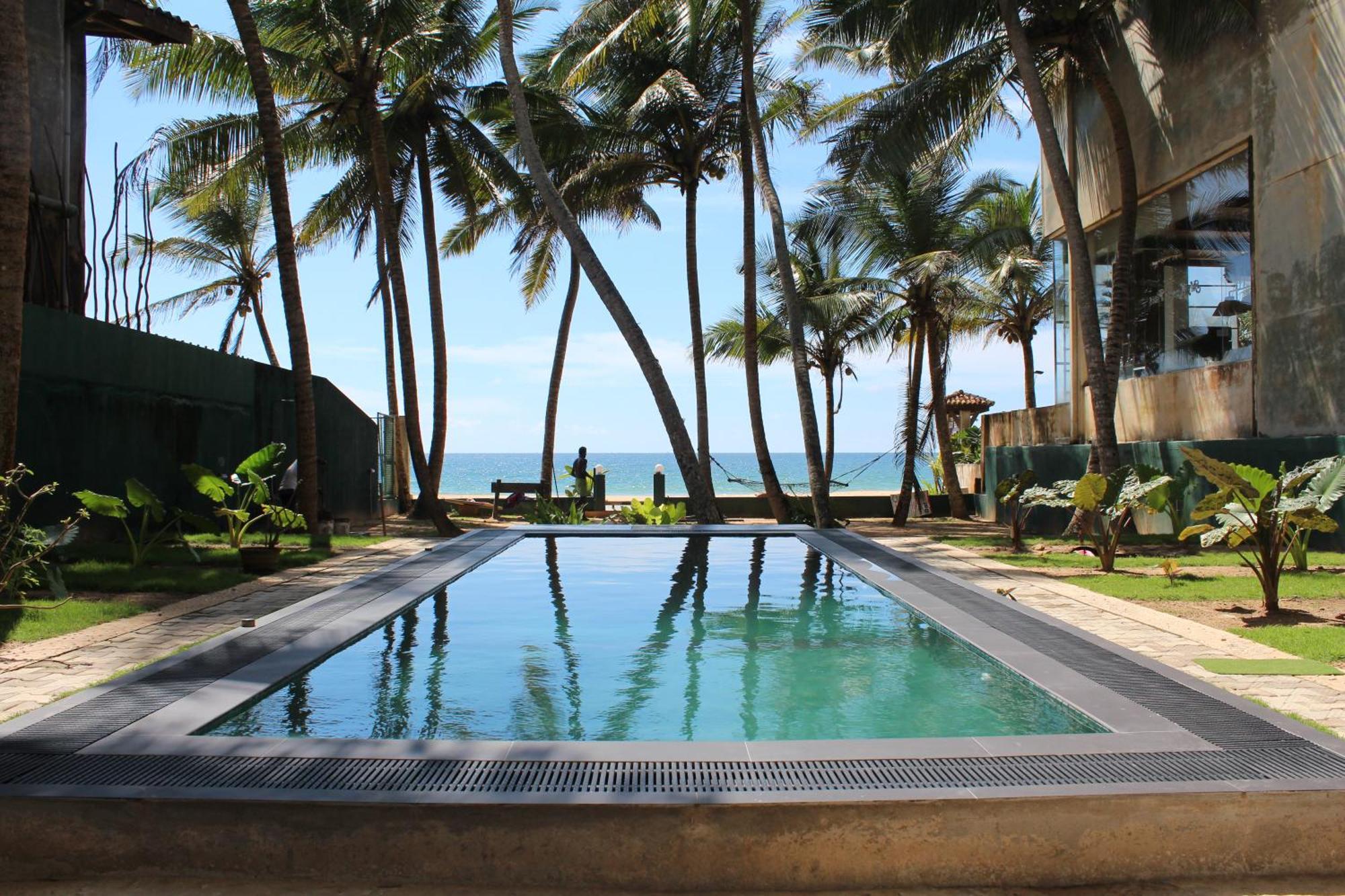 Prana Beach Hotel Ex Guli Hikkaduwa Exteriör bild
