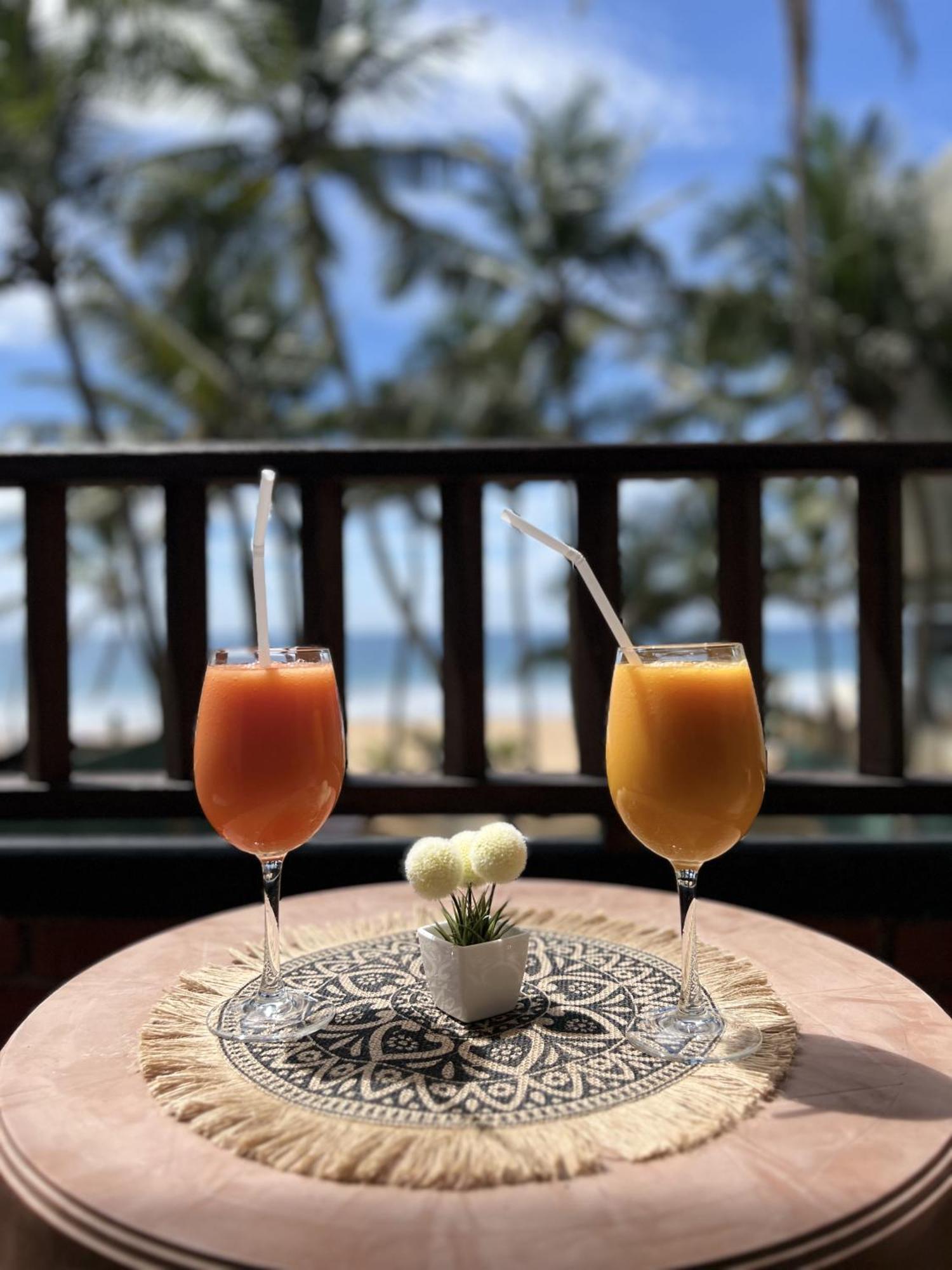 Prana Beach Hotel Ex Guli Hikkaduwa Exteriör bild